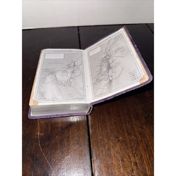 Holy Bible NIV pocket size purple duo tone cover - Picture 6 of 6